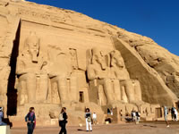Hier gehts zur Bildergalerie: Abu Simbel und der Horus-Tempel